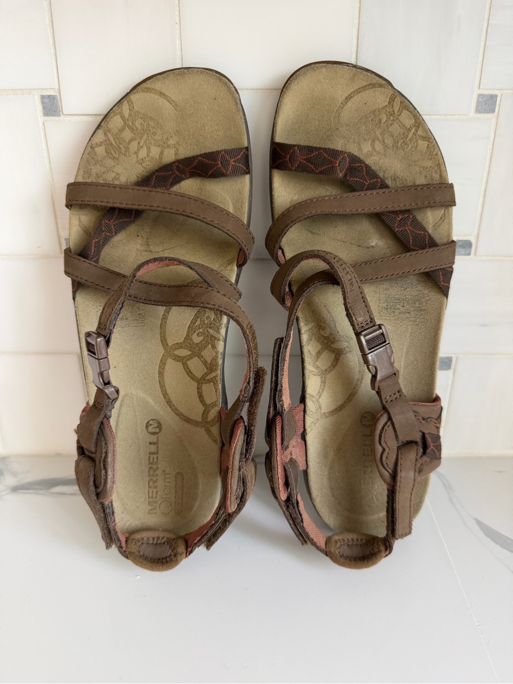 Merrell Brown and Rust Strappy Comfort Sandals